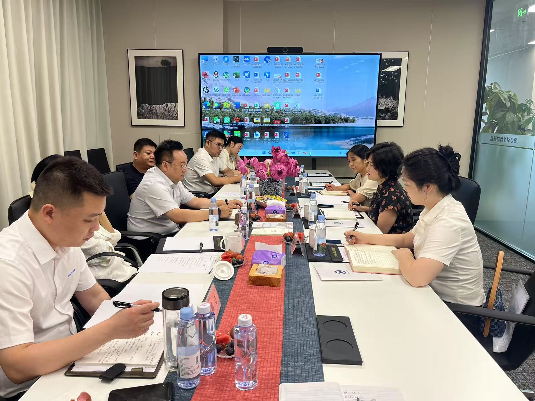 射洪市国资平台董事长一行赴科芯智谷（四川）科技有限公司考察