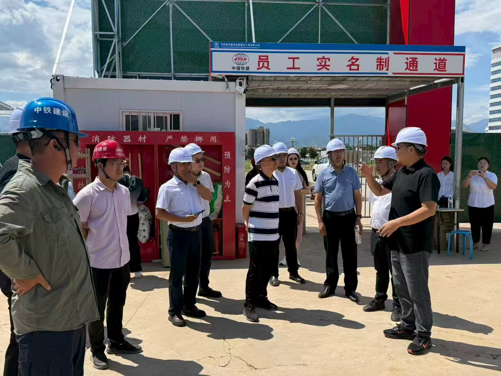 甘孜州领导莅临科芯半导体（凉山）科技有限公司实地考察